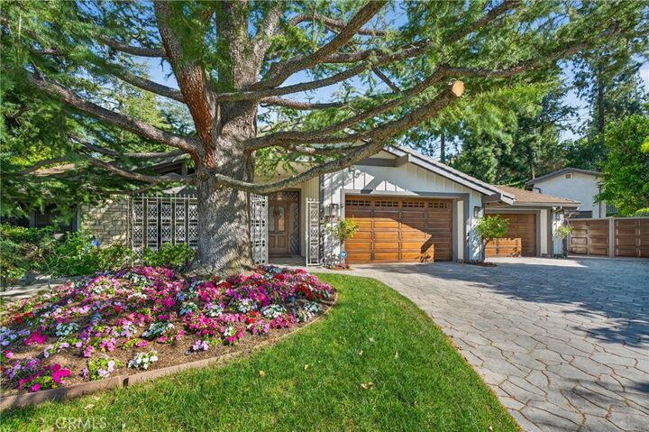 Property Photo:  9516 Capistrano  CA 91311 