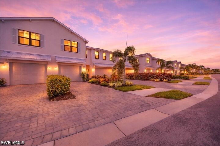 Property Photo: 13058 Pembroke Drive FL 34105