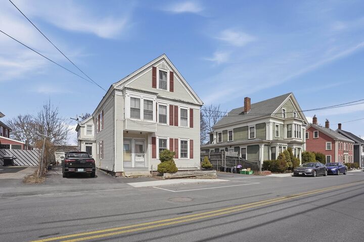 Property Photo:  413 Islington Street  NH 03801 