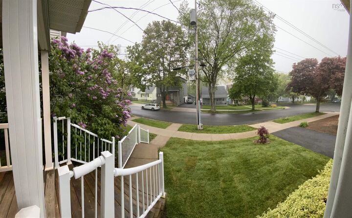 Photo de la propriété:  2981 Connolly Street  NS B3L 3N8 