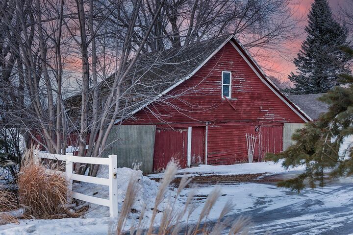 Property Photo:  5075 County Road 33  MN 55367 