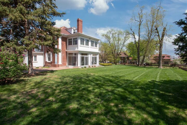 Property Photo: 2323 Nebraska Street IA 51104