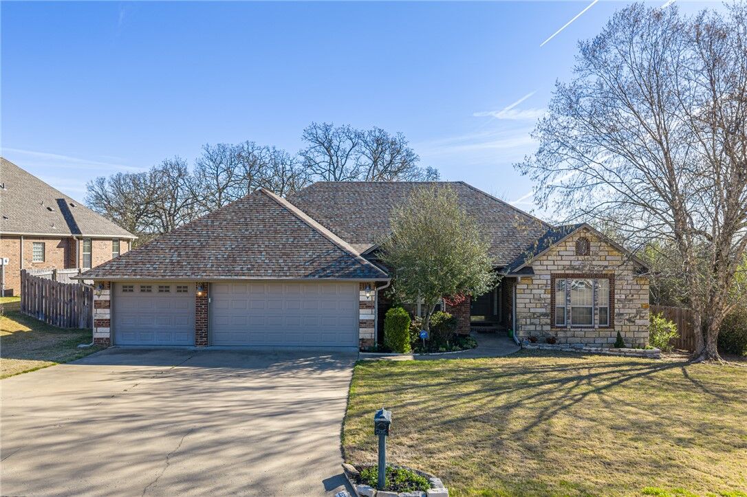 Property Photo:  2326 Durango Drive  AR 72956 
