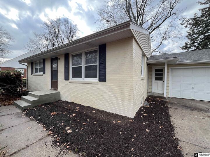 Property Photo: 2419 Kessler Boulevard NE 68502