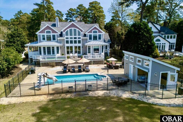 Property Photo: 1044 Martins Point Road NC 27949