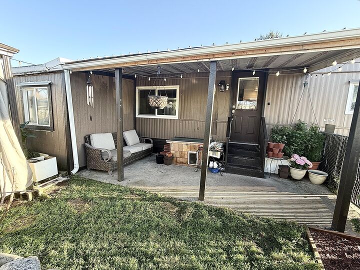 Property Photo:  2395 Redwood Avenue 23  OR 97527 