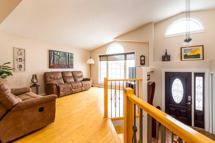 Property Photo:  2305 59B Avenue Close  AB T9V 3J3 