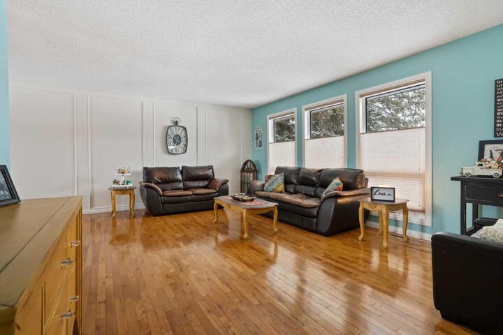 Property Photo: 5410 47 Avenue W AB T0B 1N0