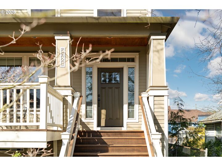 Property Photo:  5421 NE 18th Ave  OR 97211 