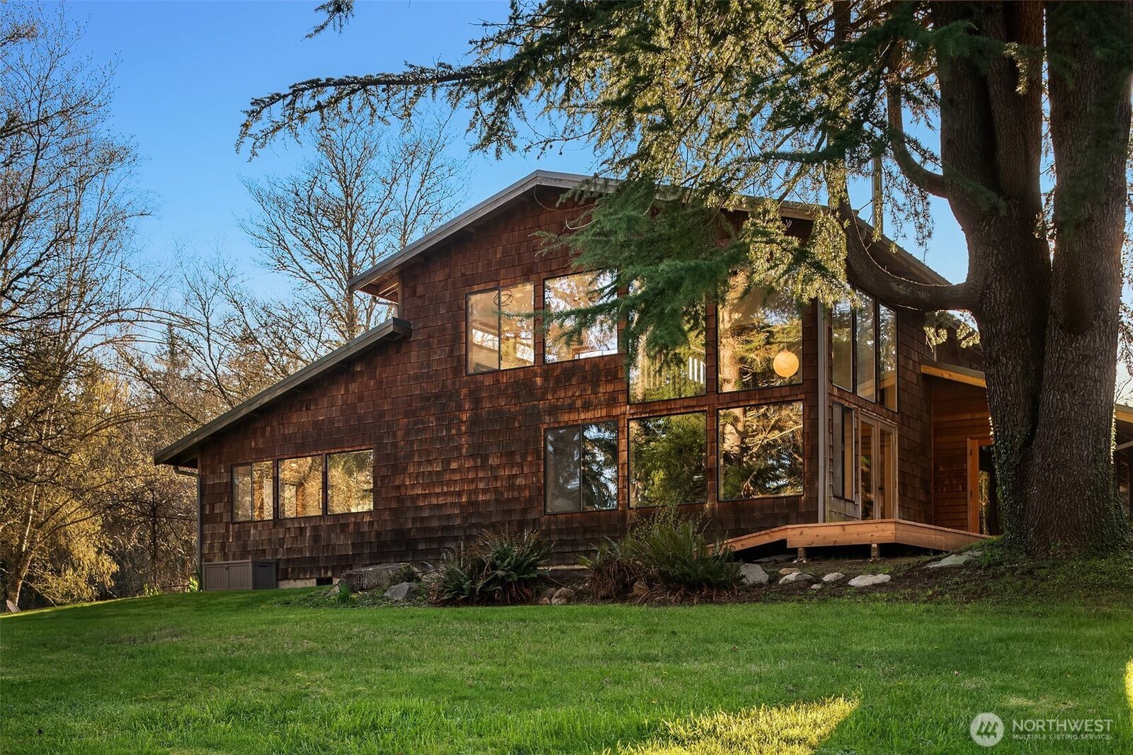 Property Photo: 15232 Vermontville Road SW WA 98070
