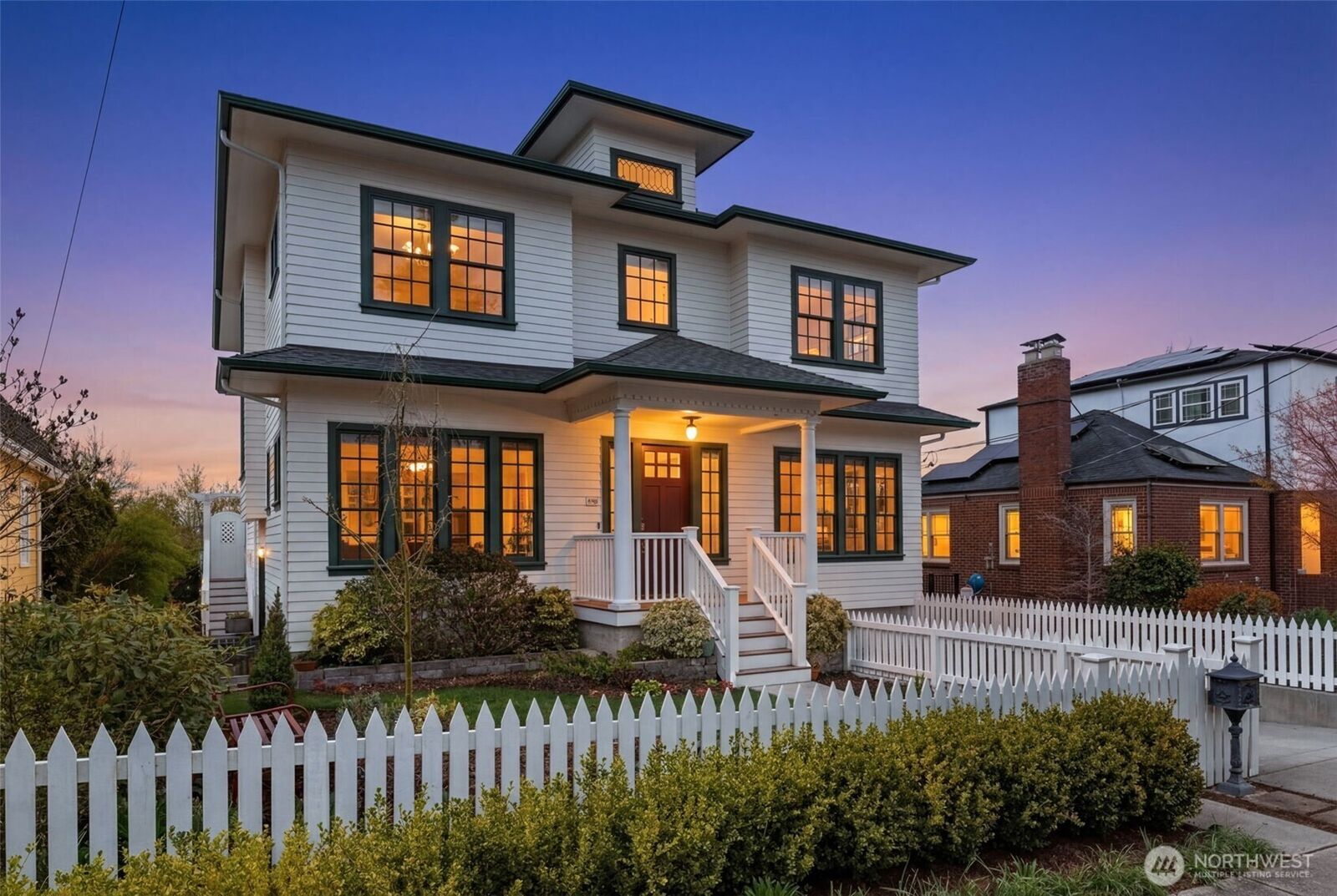 Property Photo:  3723  41st Avenue SW  WA 98116 