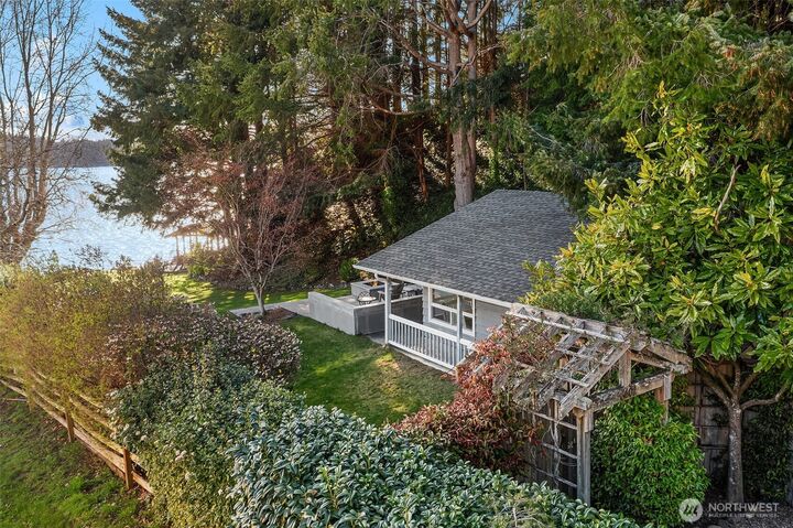 Property Photo:  6602  Cromwell Beach Drive NW  WA 98335 