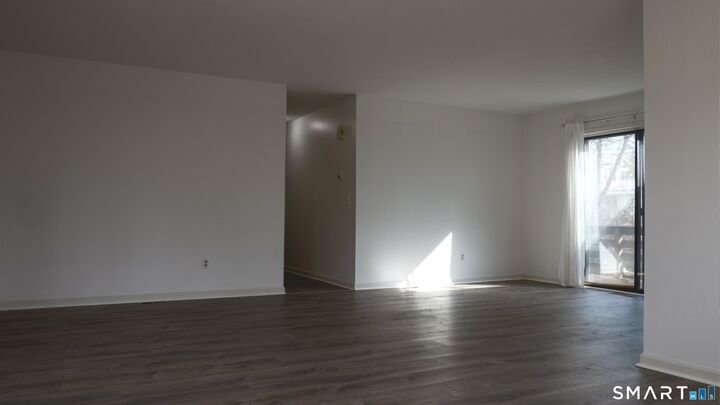 Property Photo:  23 Derbyshire 23  CT 06418 