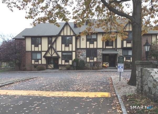 Property Photo:  50 Aiken Street 286  CT 06851 