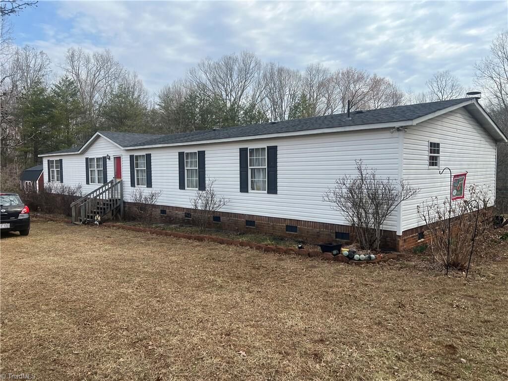 Property Photo:  1024 Frans Road  NC 27053 