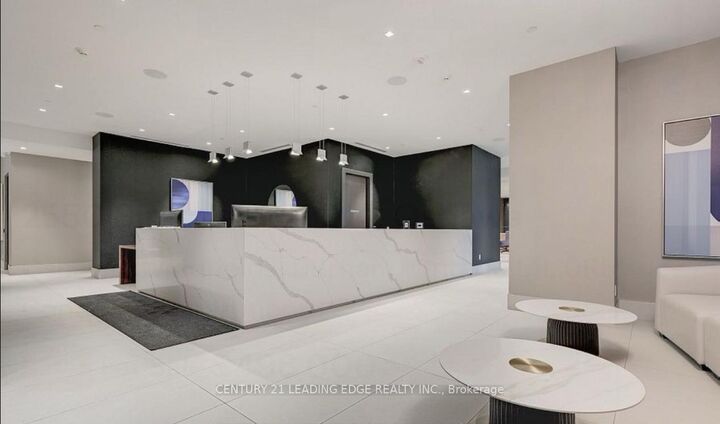 Photo de la propriété:  2550 Simcoe Street N 716  ON L1L 0R5 