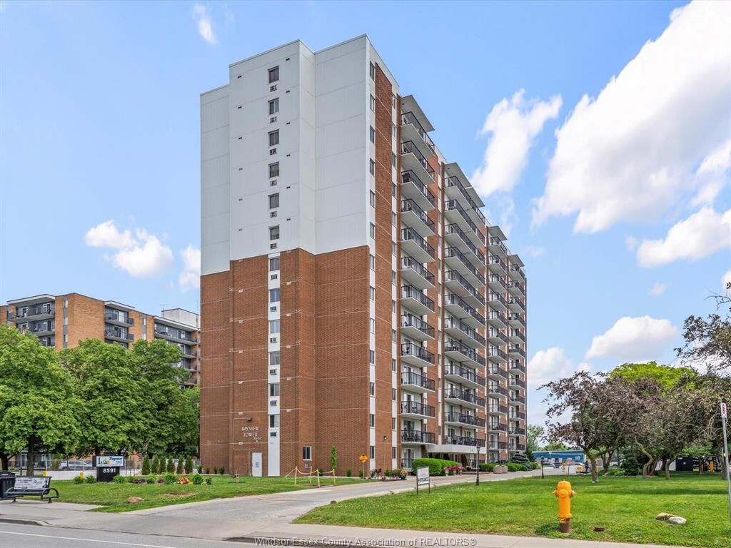 Property Photo:  8591 Riverside Drive 1101  ON N8S 1G3 