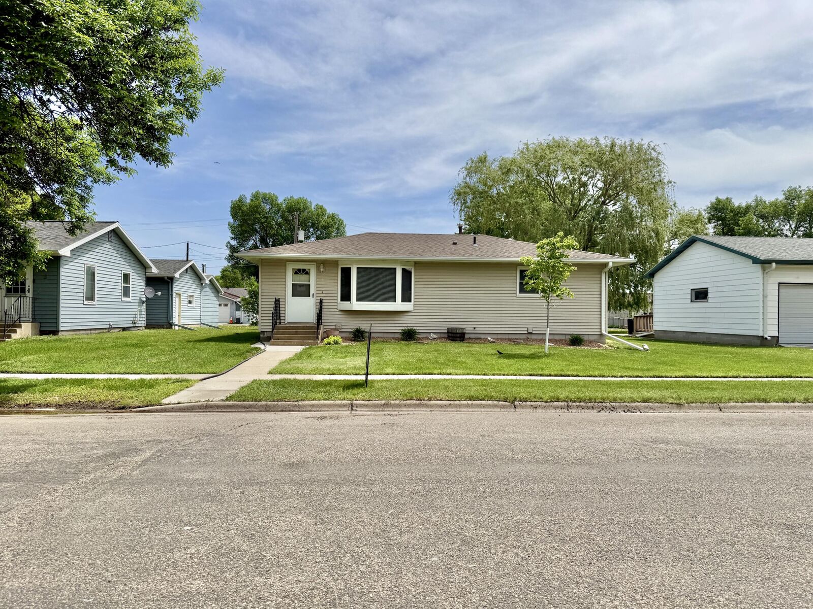 Property Photo: 7 S Greenwood Street SD 57401