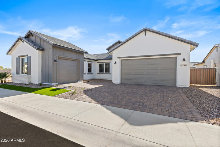Property Photo:  7561 W Evans Drive  AZ 85381 