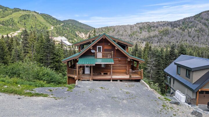 Property Photo: 20758 Edelweiss Drive BC V0M 1A1