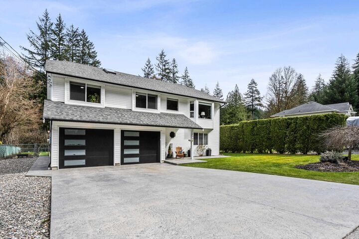 Property Photo: 295 Forrest Crescent BC V0X 1L4