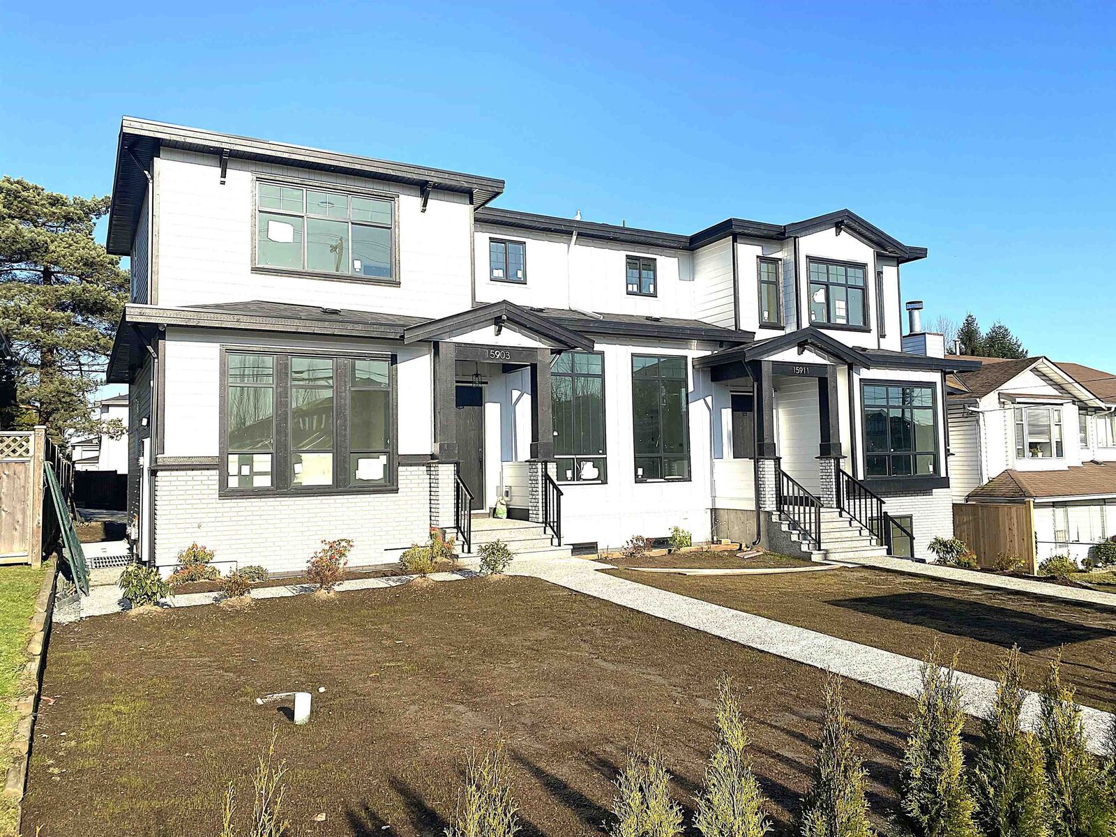 Property Photo: 15911 88 Avenue BC V4N 1H6