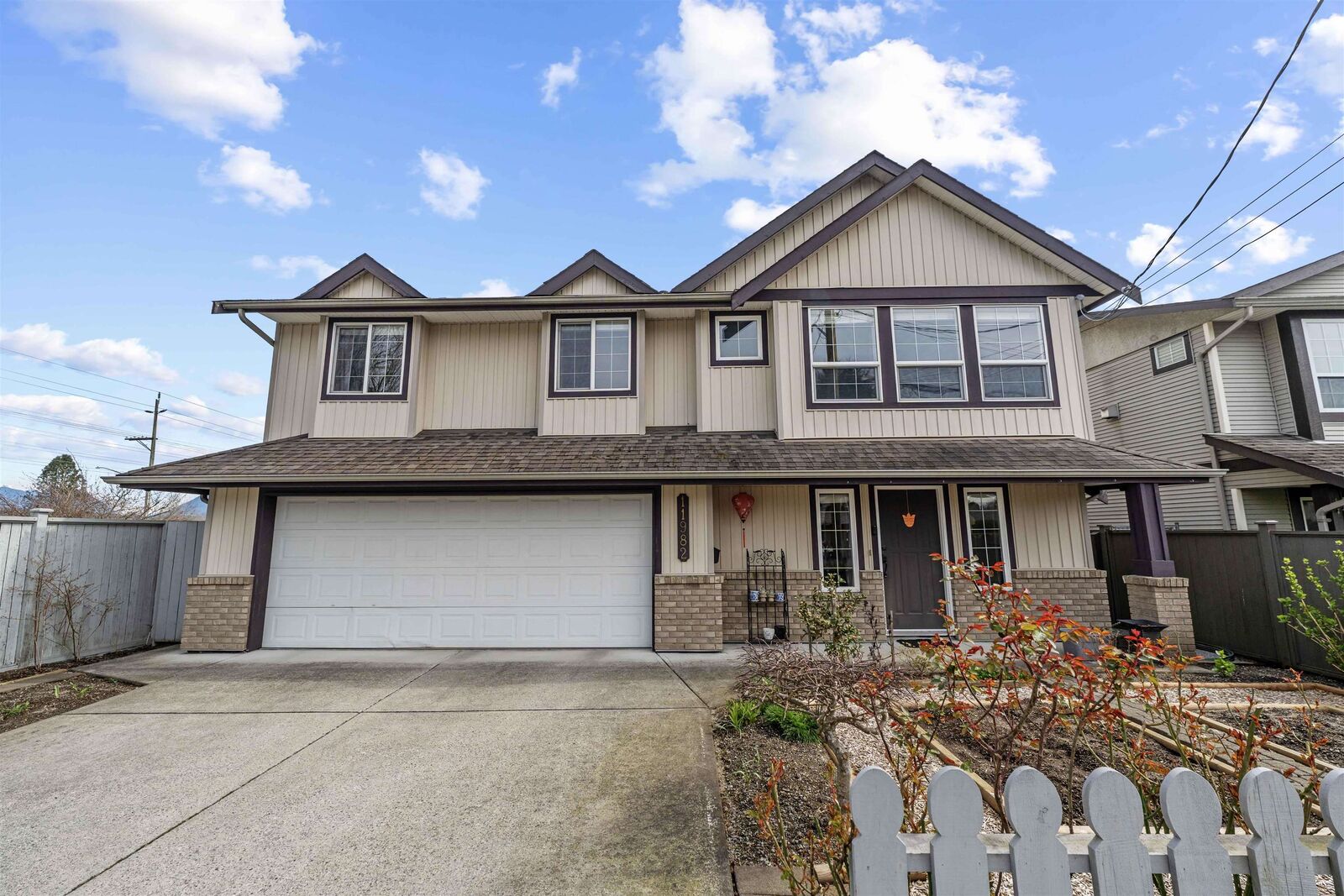 Property Photo: 11982 230 Street BC V2X 7Z8