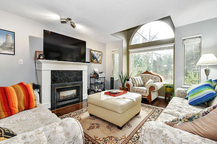 Property Photo: 8928 Hammond Street BC V2V 6X8
