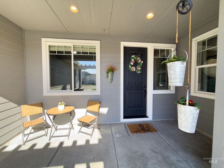 Property Photo:  1427 Big Horn Ct  ID 83644 