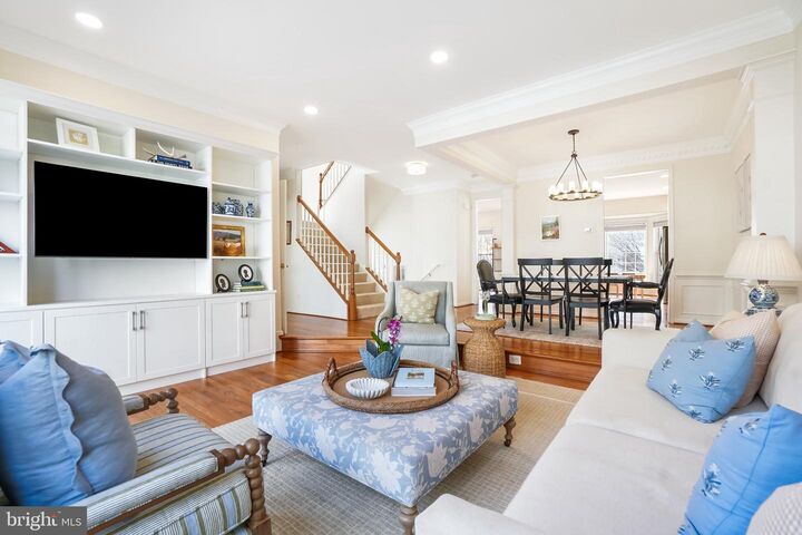 Property Photo:  2412 Gretter Place  VA 22311 