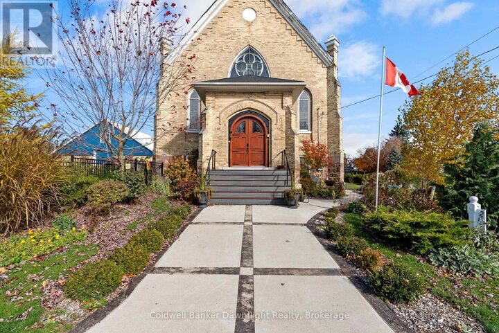 Property Photo:  206 Bruce Road 86 Road  ON N0G 2W0 