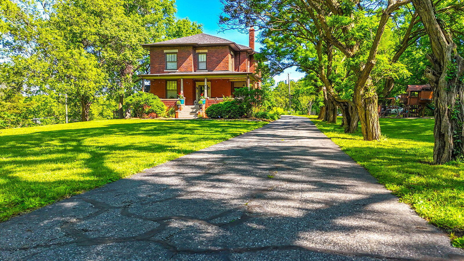 Property Photo:  709 Gilman St  MO 65270 
