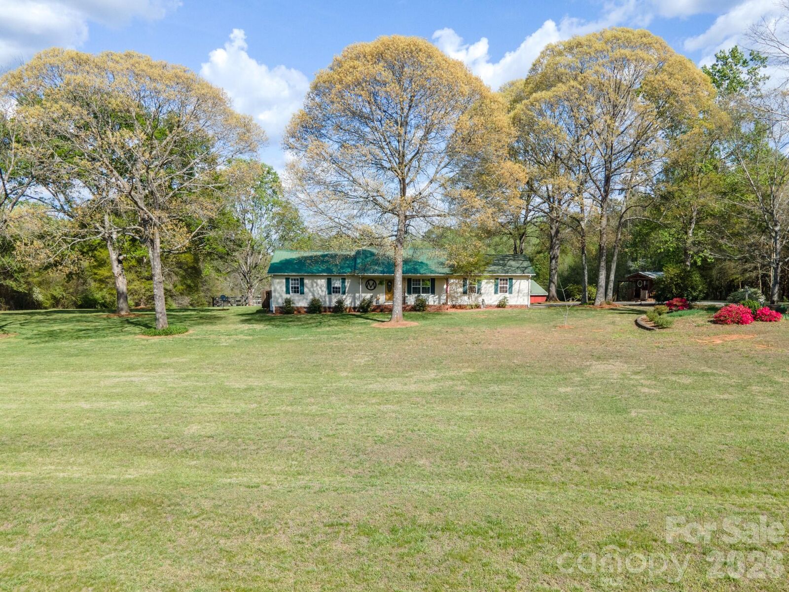 Property Photo: 284 Blossom Hill Road NC 28092