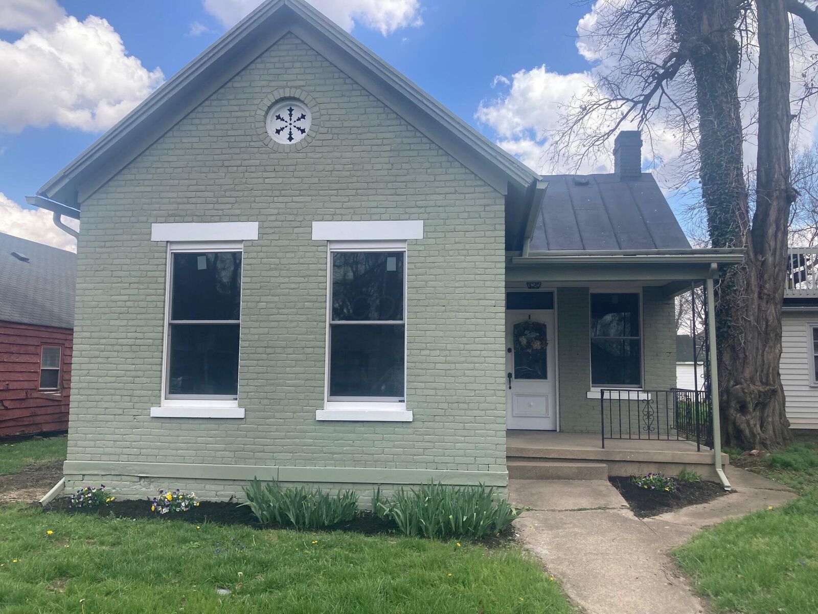 Property Photo:  359 N High Street  OH 45601 