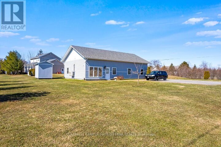 Photo de la propriété:  237 Wayside Drive  ON K7R 3C8 