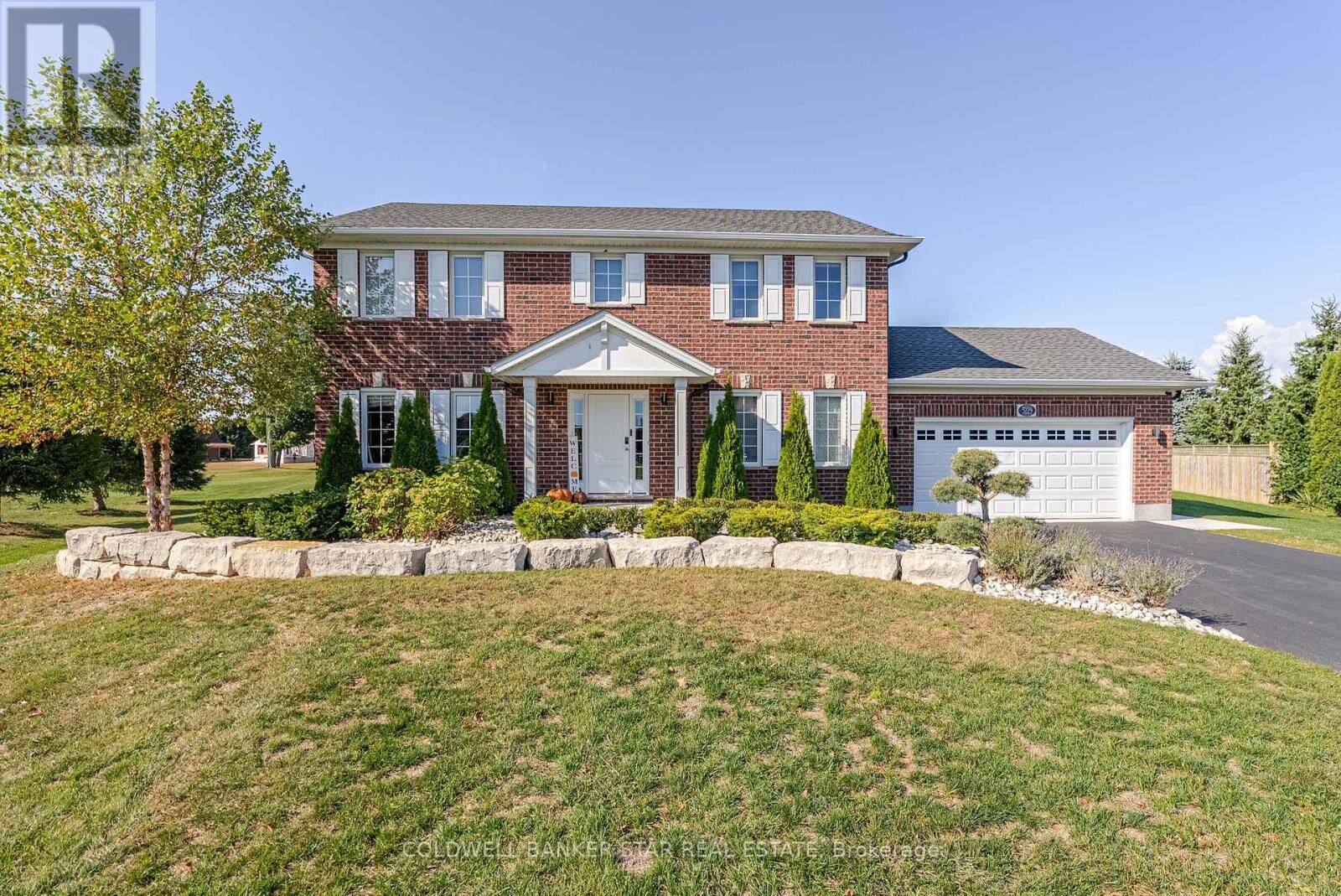 Photo de la propriété:  5229 Wales Crescent  ON N5H 2R2 