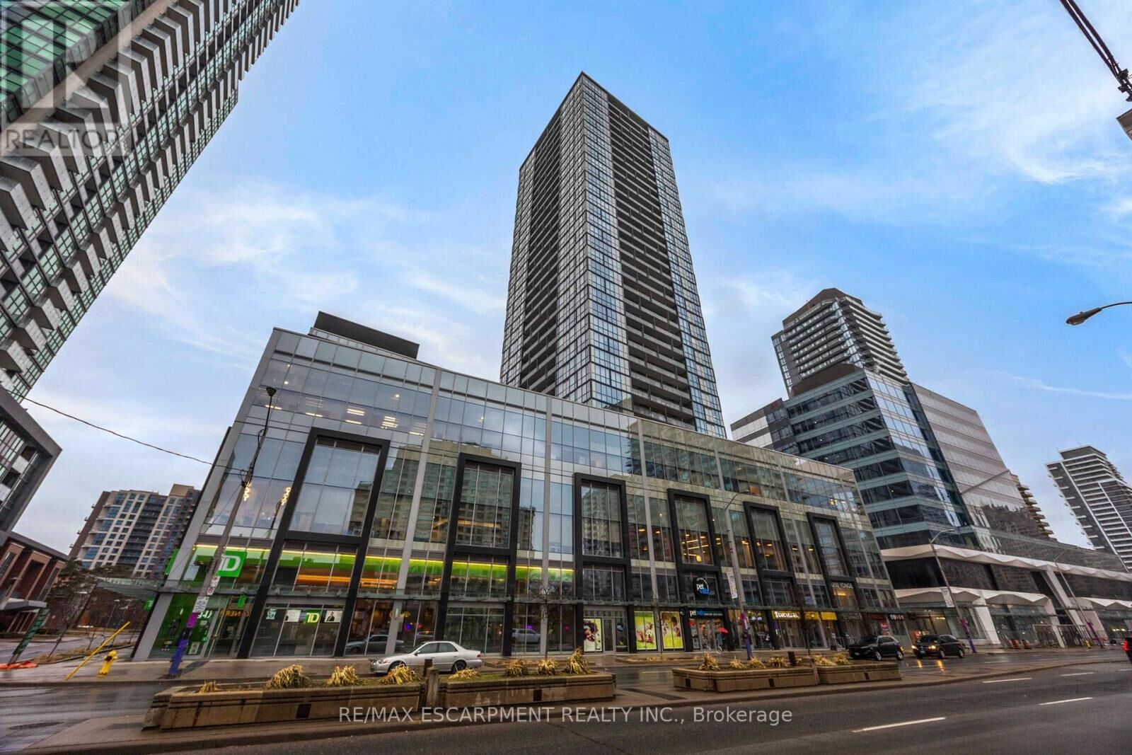 Property Photo: 5180 Yonge Street 2909 ON M2N 0K5