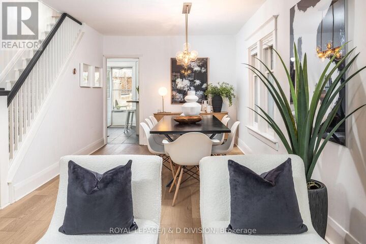 Property Photo: 419 Davisville Avenue ON M4S 1H7