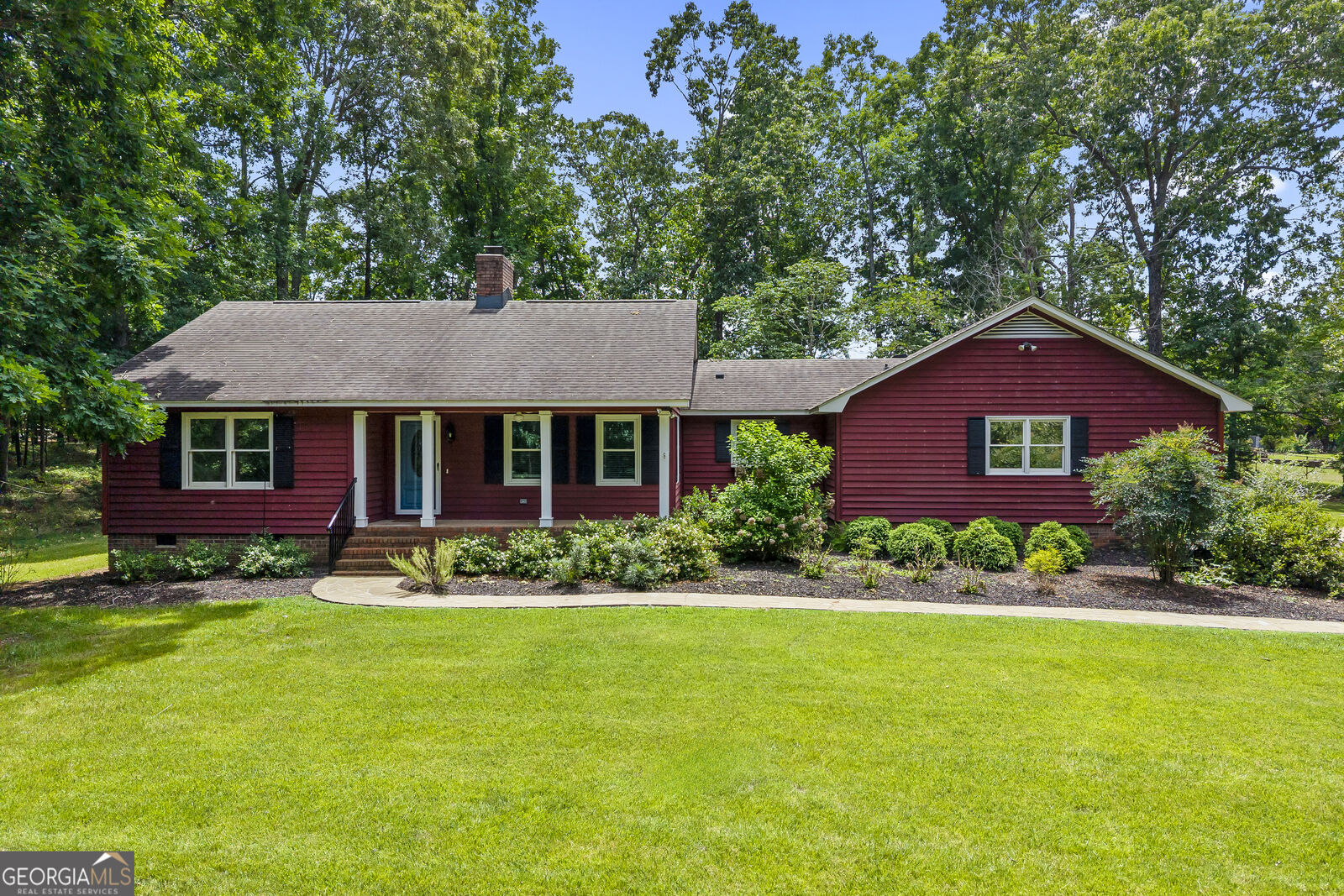 Property Photo:  364 Ridgewood Drive  GA 30643 