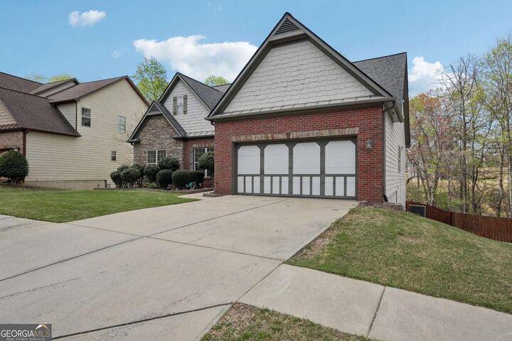 Property Photo:  1330 Primrose Park Road  GA 30518 