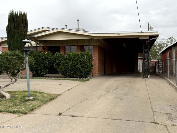 Property Photo:  228 Mango Road  TX 79915 