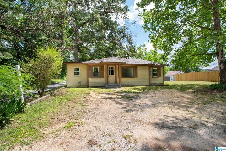 Property Photo:  381 Crocker Road  AL 35120 
