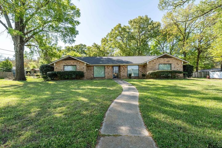 Property Photo:  150 Rodney  TX 75765 