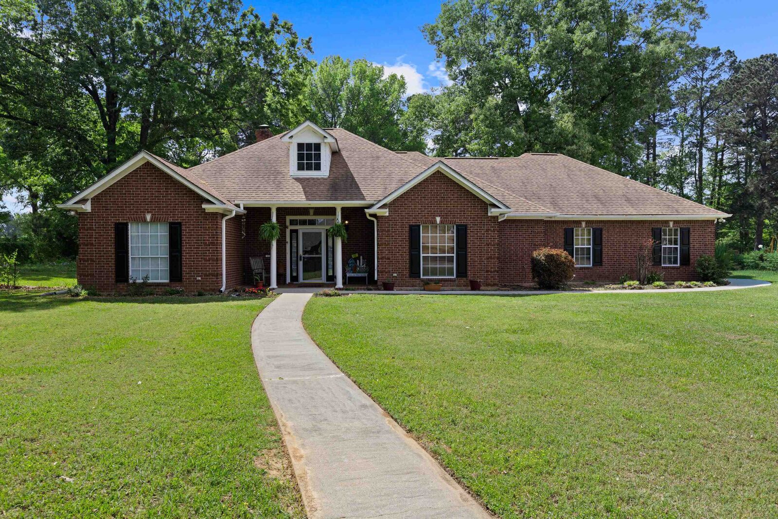 Property Photo:  118 Woodridge Estates  TX 75602 