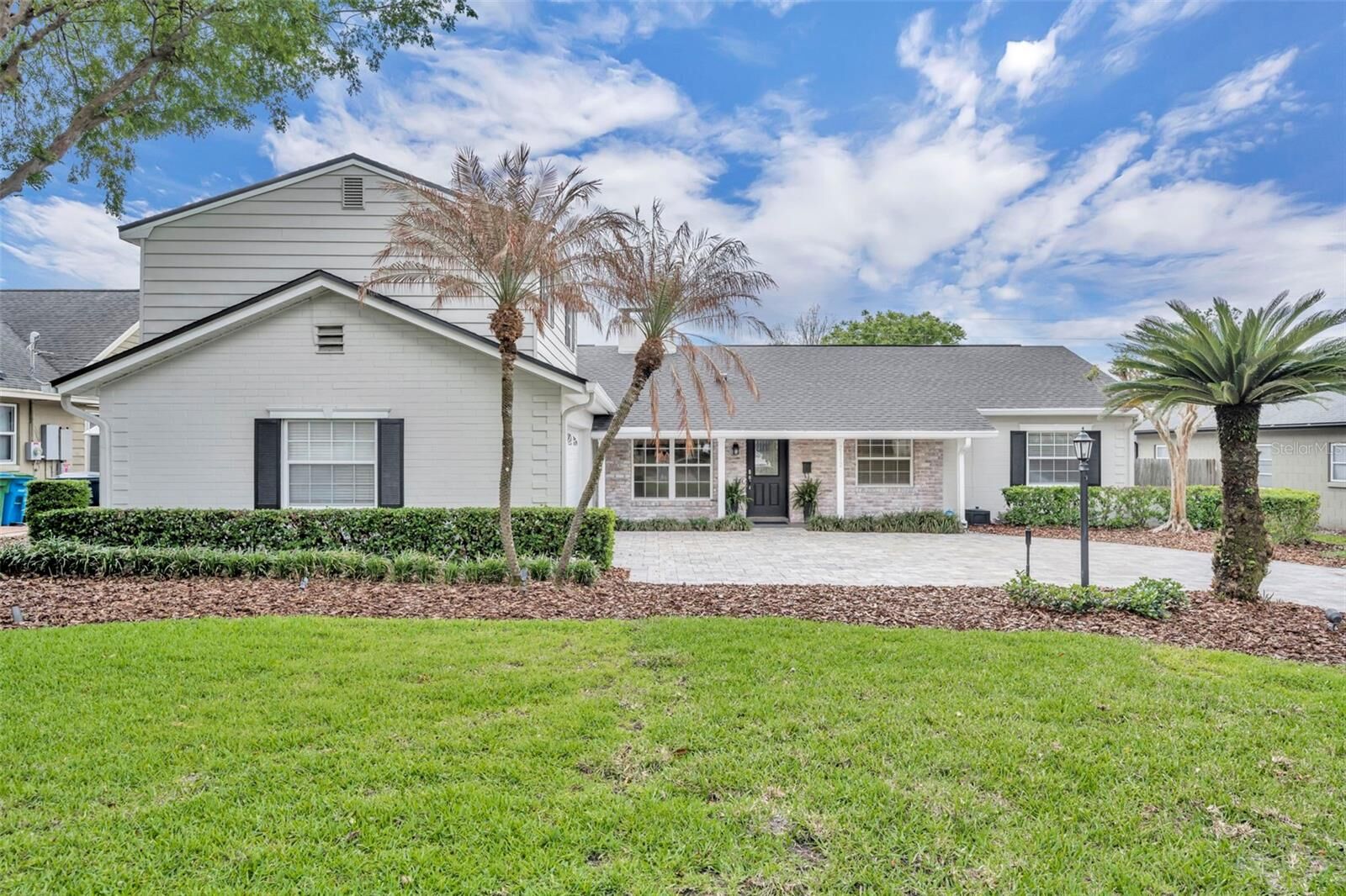 Property Photo:  2112 Chippewa Trail  FL 32751 