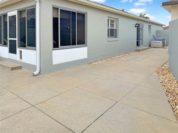 Property Photo:  408 Duarte Lane  FL 32159 