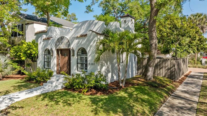Property Photo:  4301 W San Juan Street  FL 33629 