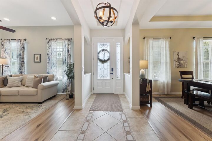 Property Photo:  420 Park Lake Drive  FL 32708 