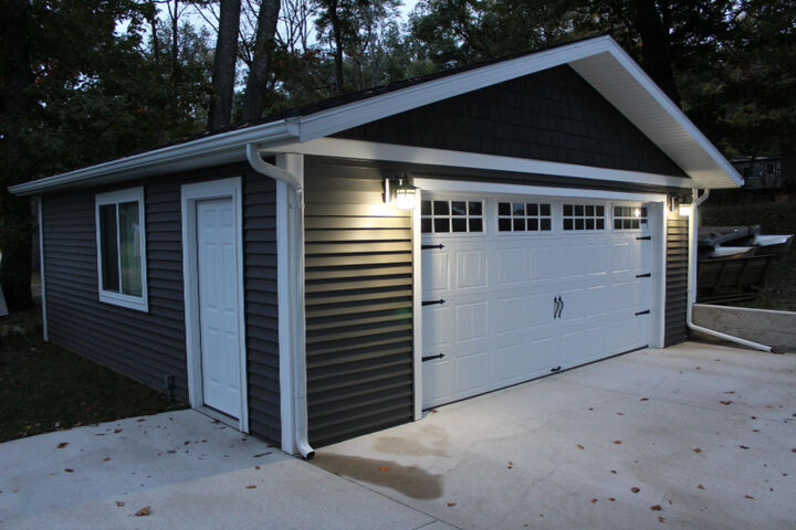 Property Photo:  8306 Branch Road  MI 48865 