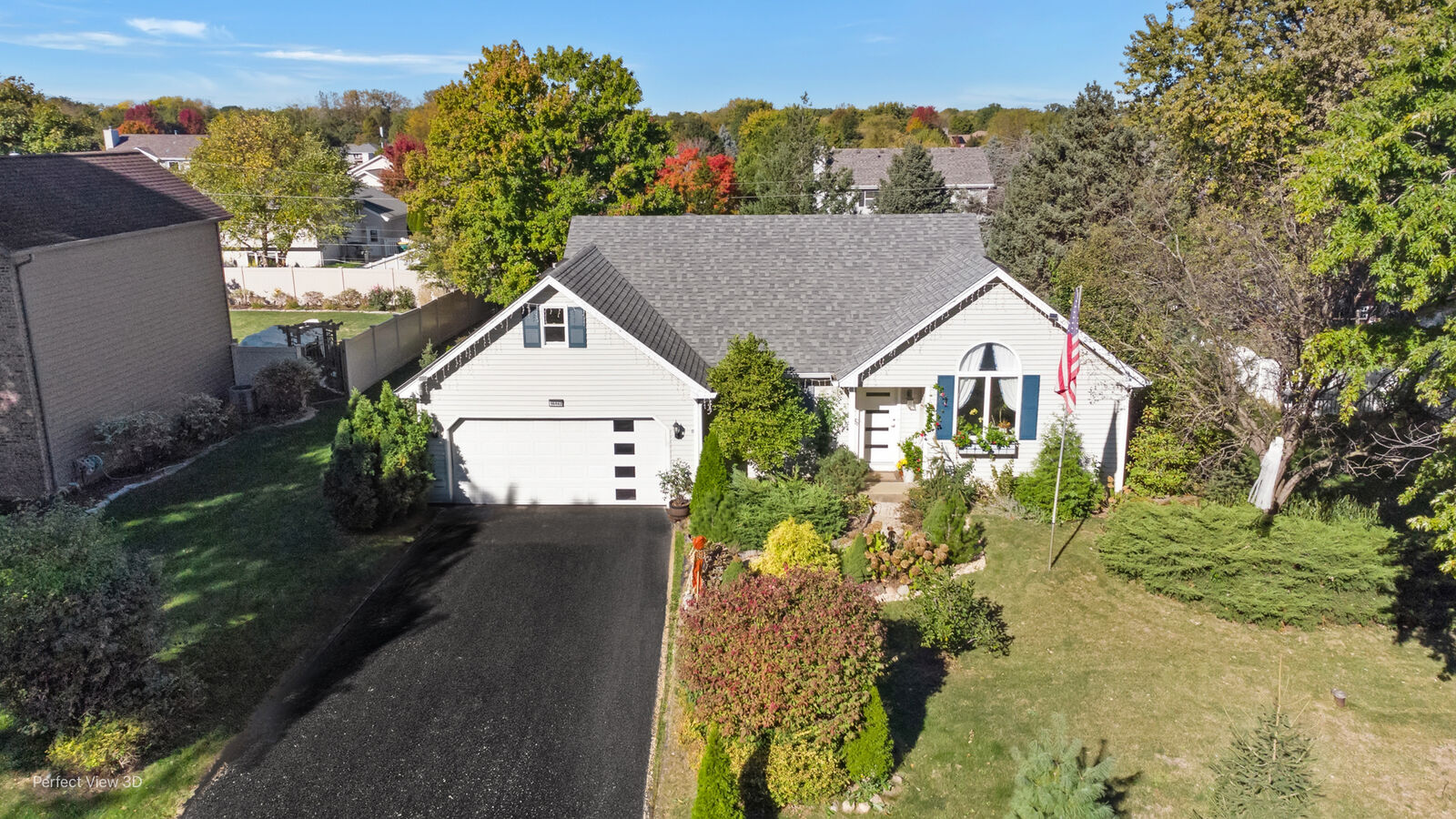 Property Photo: 16462 S Ivy Lane IL 60586